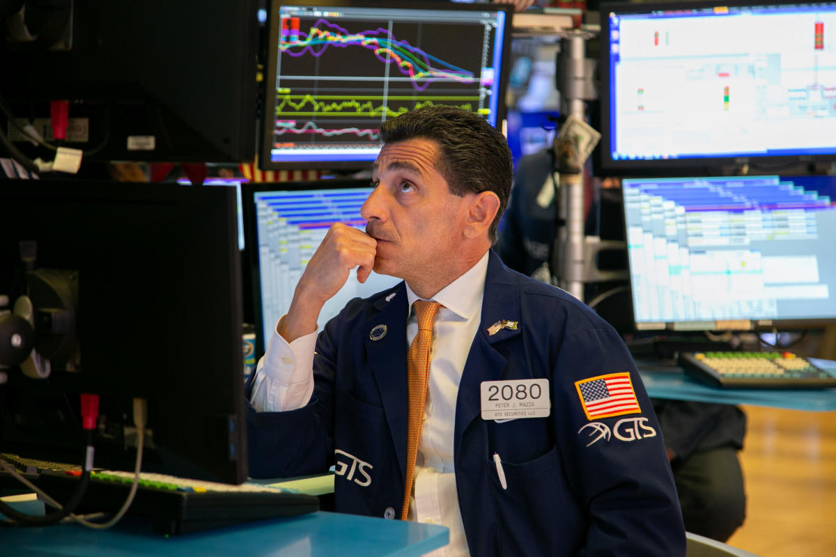 Stock Markets Finish Mixed; Costco, Lululemon Weigh In After Hours