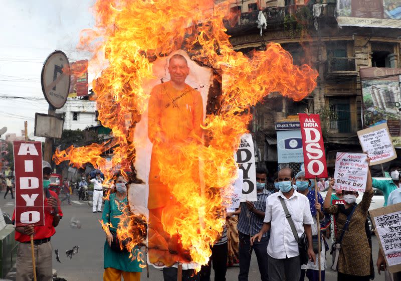 Protest after the death of a rape victim, in Kolkata