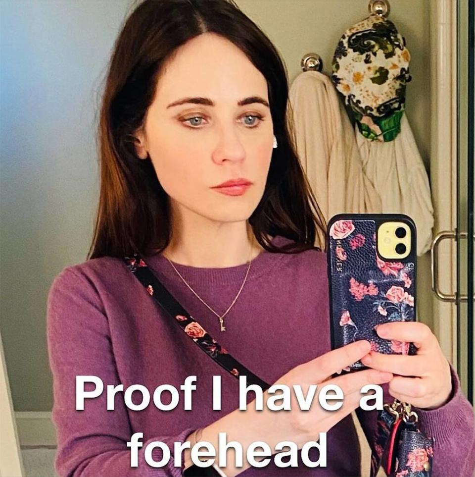 Zooey Deschanel, Selfie, Forehead 