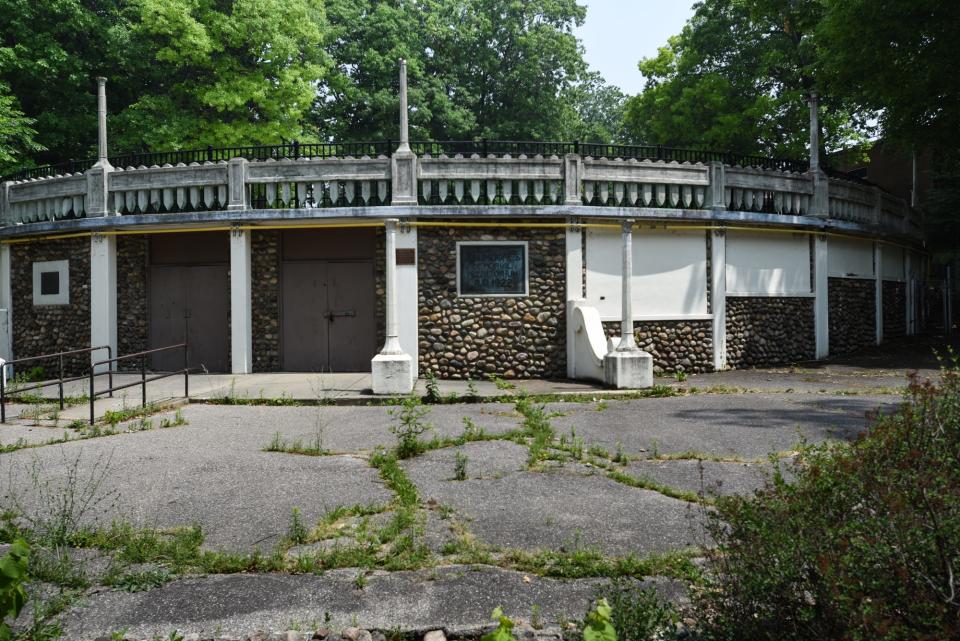 The entrance to the Moores Park Pool, or J.H. Moores Memorial Natatorium, on Thursday, June 29, 2023.
