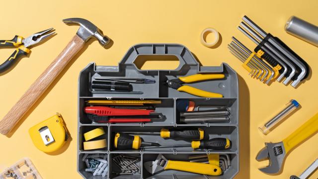 9 Must-Have Tools For Electricians