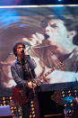 Ely Buendia sings "Panaginip" in tribute to Karl Roy. Red Horse Muziklaban 2012 (Photo by Niña Sandejas)