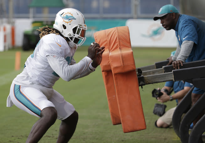 Jay Ajayi Block