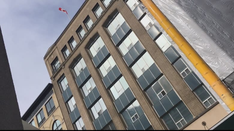 Construction blasting exposes weak columns in Sparks Street building