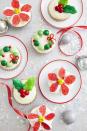 <p>Enjoy tiny treats with trimmings such as M&Ms; and marshmallows. Pressed Laffy Taffy leaves lend a festive touch.</p><p><strong><a href="https://www.countryliving.com/food-drinks/recipes/a40487/christmas-candy-cupcakes-recipe/" rel="nofollow noopener" target="_blank" data-ylk="slk:Get the recipe for Christmas Candy Cupcakes;elm:context_link;itc:0;sec:content-canvas" class="link ">Get the recipe for Christmas Candy Cupcakes</a>.</strong></p>