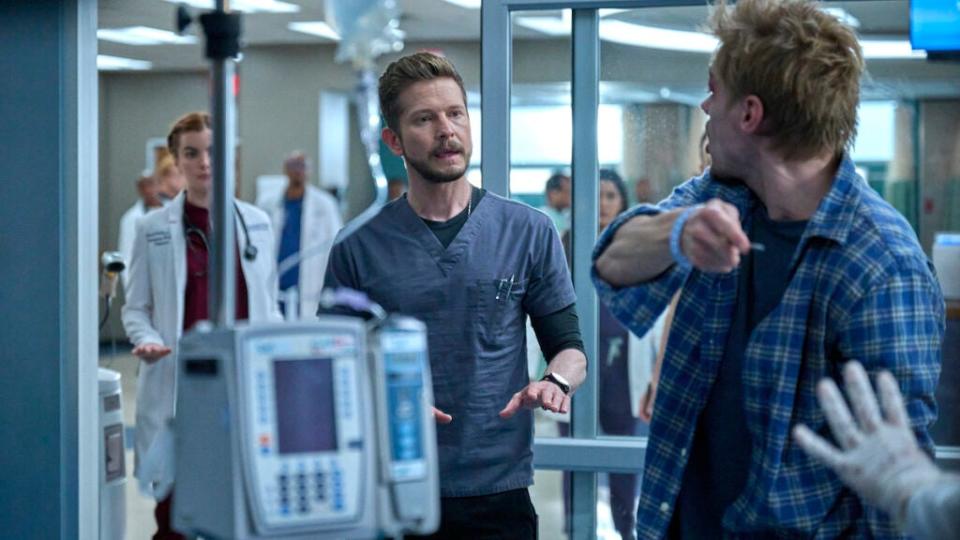 Kaley Ronayne and Matt Czuchry star in “The Resident” on Fox