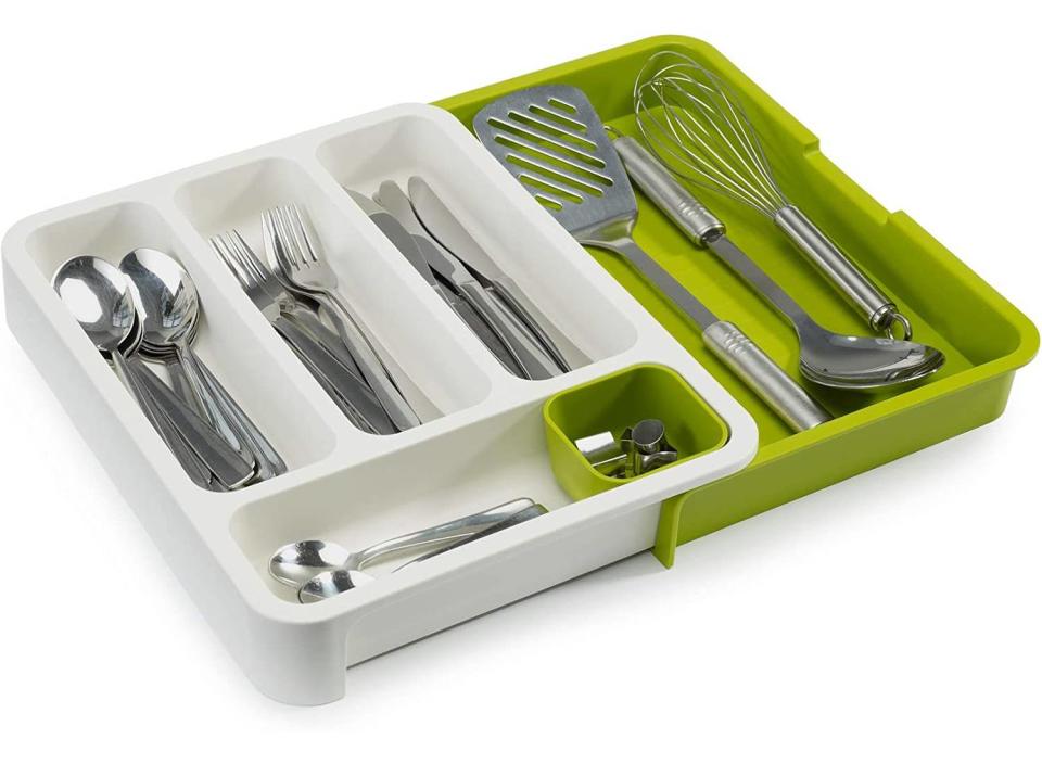 Stop sifting through a pile of utensils with this cutlery tray insert. (Source: Amazon)