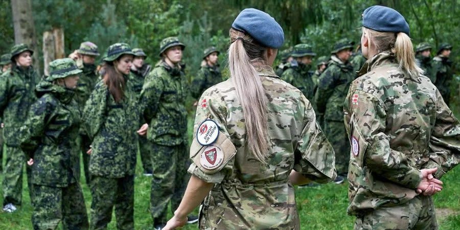 Denmark introduces military service for women