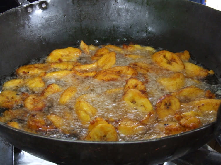 <span class="caption">Deep fried plantain - delicious, but risky.</span> <span class="attribution"><a class="link " href="https://www.flickr.com/photos/fimbrethil/170586518/sizes/l" rel="nofollow noopener" target="_blank" data-ylk="slk:Fimb/Flickr;elm:context_link;itc:0;sec:content-canvas">Fimb/Flickr</a>, <a class="link " href="http://creativecommons.org/licenses/by/4.0/" rel="nofollow noopener" target="_blank" data-ylk="slk:CC BY;elm:context_link;itc:0;sec:content-canvas">CC BY</a></span>