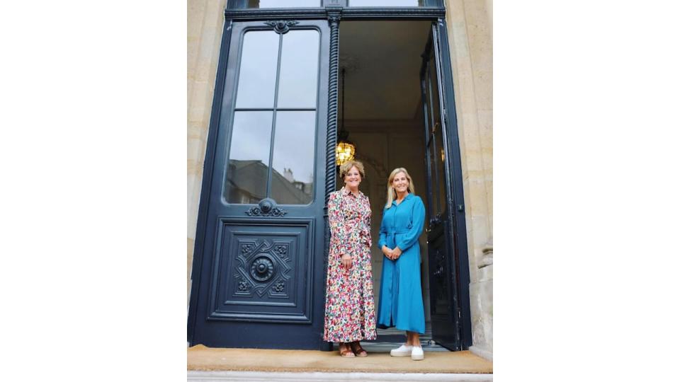 Duchess Sophie looked beautiful in blue as she touched down in Paris