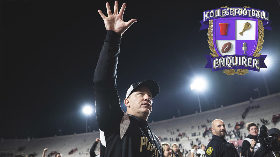 Jeff Brohm waves to the crowd after facing Indiana
Marc Lebryk-USA TODAY Sports