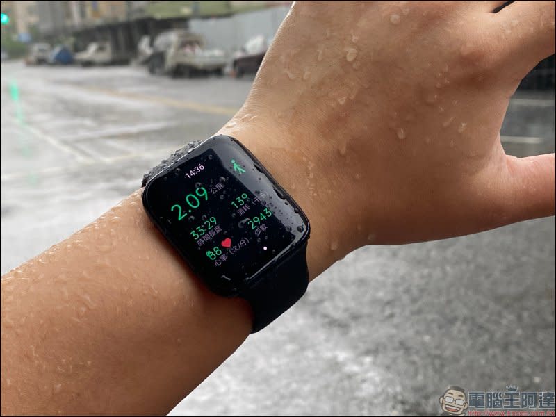OPPO Watch 系列智慧手錶開箱動手玩：3D 雙曲面 AMOLED 螢幕智慧時尚穿搭， Watch VOOC 閃充、最長 21 天續航