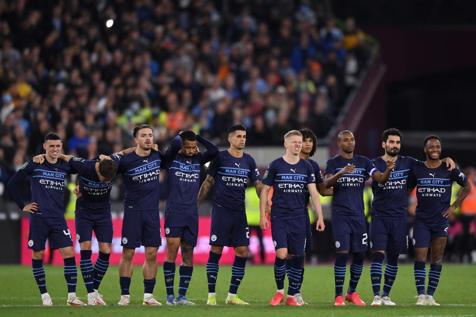 LONDON, ENGLAND - OCTOBER 27: Players of Manchester City react after Said Benrahma (not pictured) of West Ham United scores the winning penalty during the penalty shoot out during the Carabao Cup Round of 16 match between West Ham United and Manchester City at London Stadium on October 27, 2021 in London, England. (Photo by Justin Setterfield/Getty Images)