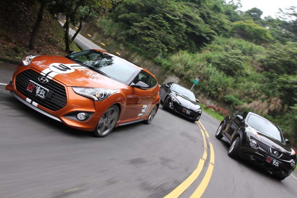 FUN肆集評 Hyundai Veloster Turbo vs. Nissan Juke Turbo vs. Toyota 86