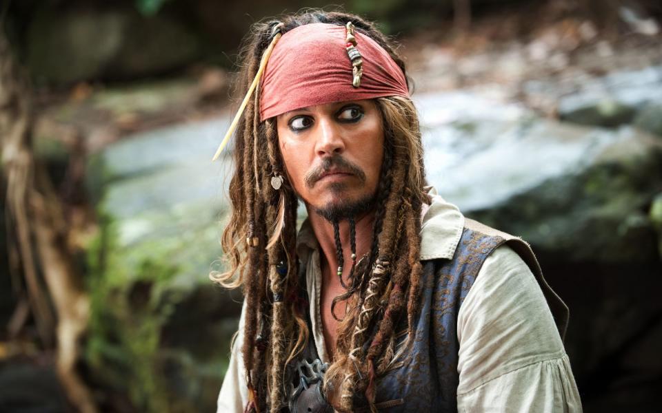 Als Kapitän Jack Sparrow in den "Fluch der Karibik"-Filmen feierte Johnny Depp seine größten Kassenerfolge als Schauspieler. (Bild: Disney Enterprises, Inc.)