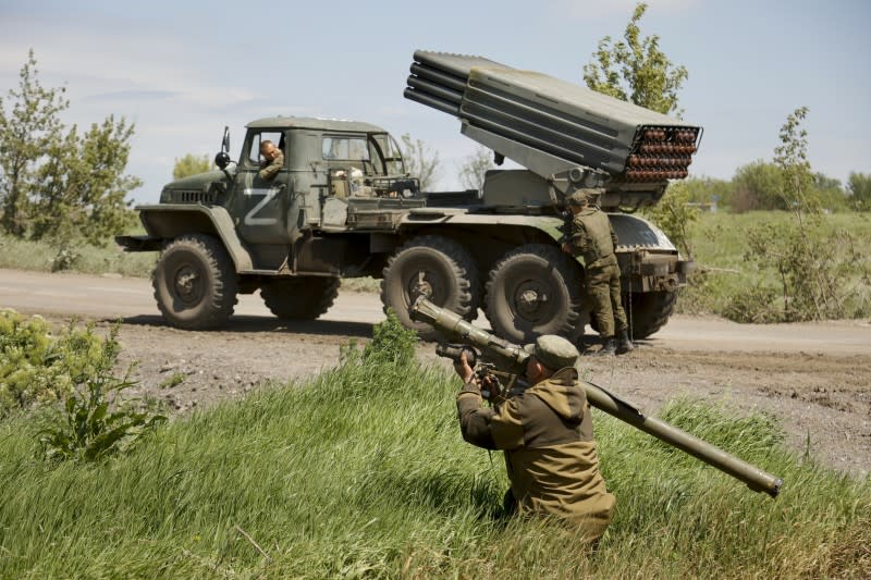 2022年5月，烏克蘭戰爭，頓巴斯戰役，協助俄軍的「頓內次克人民共和國」部隊（AP）