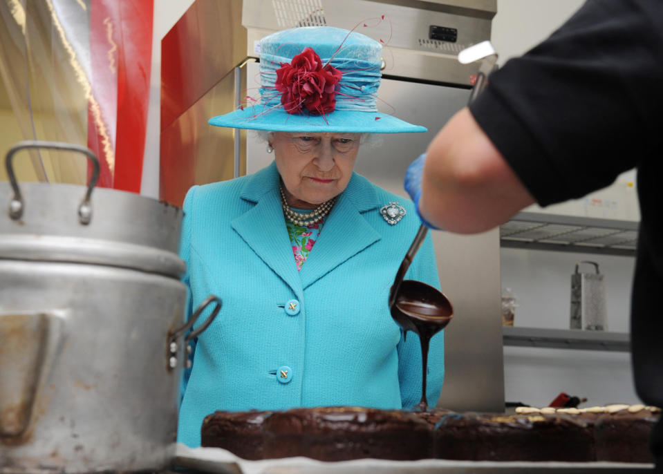 DIE QUEEN LIEBT SCHOKOLADE