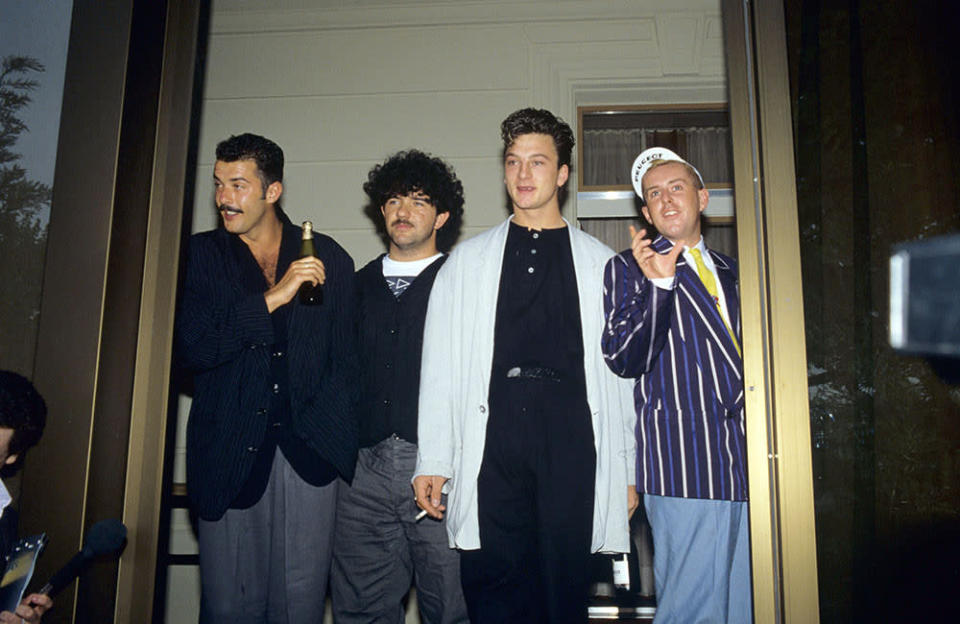 Première chanson pour le groupe britannique et premier bannissement : leur titre ‘Relax’ de 1983 a été censuré par la BBC car il parlait d’homosexualité et de sadomasochisme.