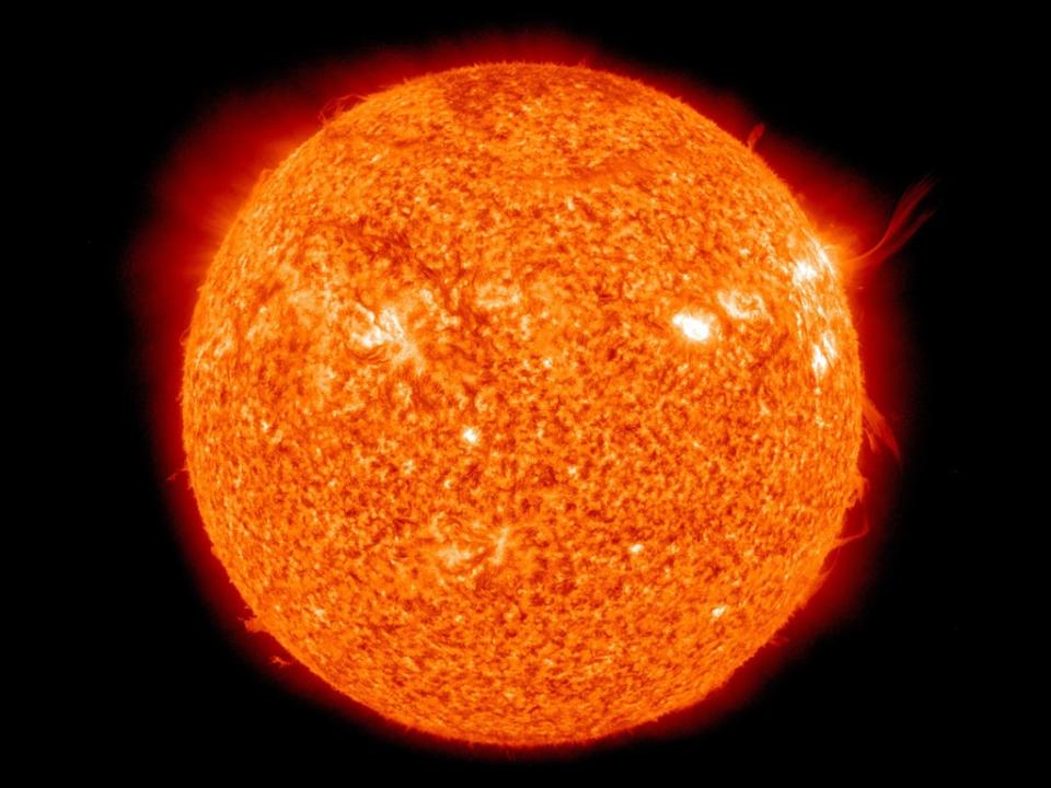 China’s ‘artificial sun’ ran at 70,000,000C – five times hotter than the actual sun – for nearly 20 minutes (Nasa)