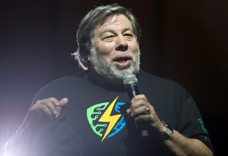 El iPhone X, que sale a la venta el próximo 3 de noviembre, será el primero que Steve Wozniak, cofundador de Apple, no se compre nada más ponerse en el mercado. (Foto: AFP)