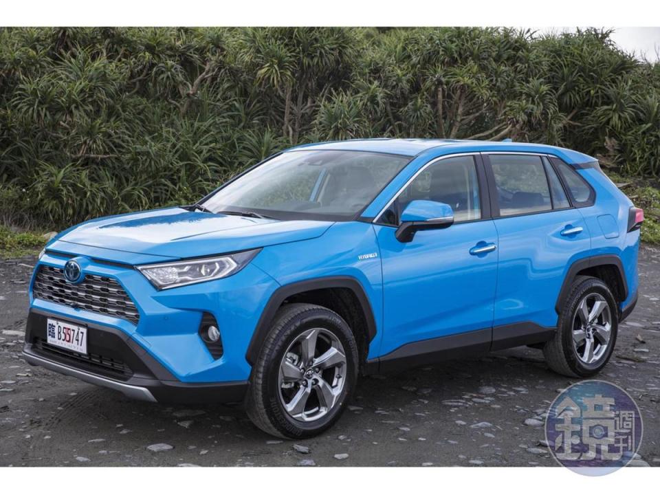 純進口TOYOTA RAV4價格幾乎與一眾國產SUV相同，配備還更為豐富。