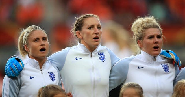 Siobhan Chamberlain (centre) won 50 England caps (Mike Egerton/PA).