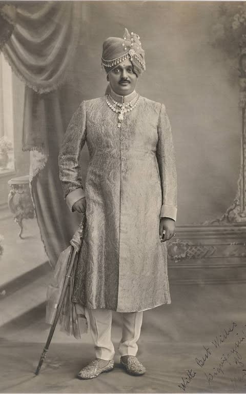 The Maharaja of Nawangar wearing the Cartier diamond necklace that inspired the film's Toussaint - Credit:  