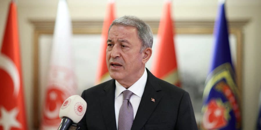 Hulusi Akar