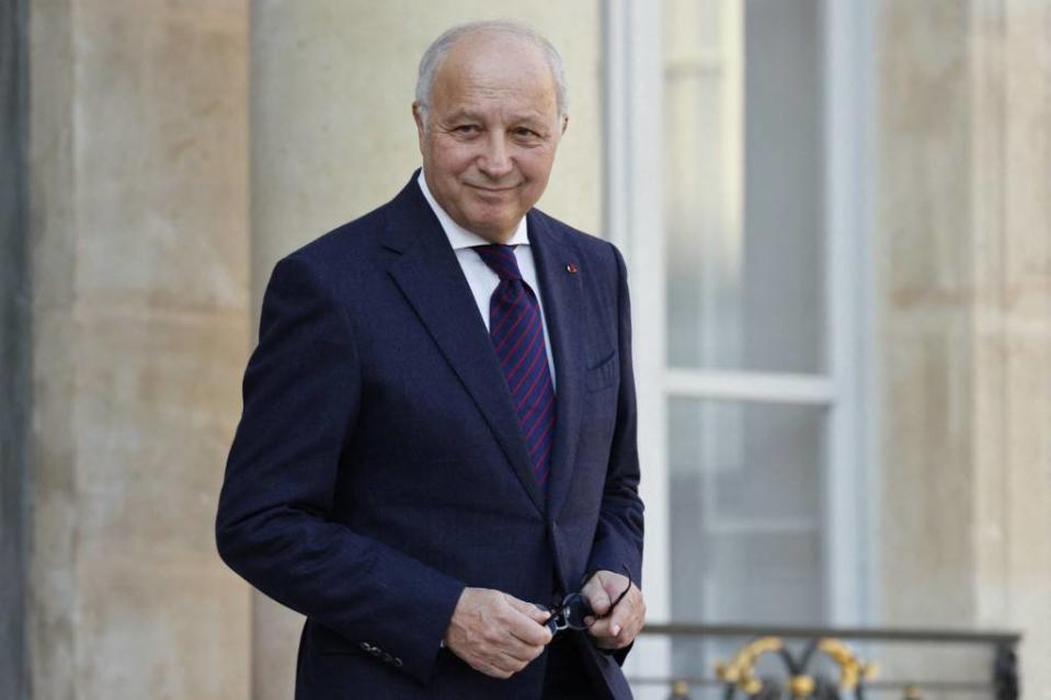 Le président du Conseil constitutionnel Laurent Fabius, quittant l’Élysée le 8 amrs 2022. 