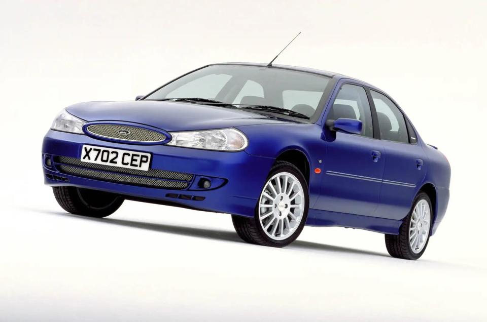 <p>Ford created a fast family car with the Mondeo ST200; it was something that had sharp, responsive steering and firm suspension, carefully set up by Ford engineers, and sat low enough to take corners with gusto while also providing passengers with comfort. <strong>17in </strong>wheels sat firmly inside the arches, helping to create the ST200’s aggressive stance. The 2.5-litre V6 was revised from the ST24 which saw the power rise from 167bhp to <strong>202bhp</strong>.</p>