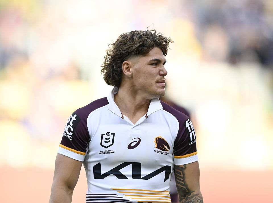 TOWNSVILLE, AUSTRALIA - AUGUST 10: Reece Walsh of the Broncos warms up before the start of the round 23 NRL match between North Queensland Cowboys and Brisbane Broncos at Qld Country Bank Stadium, on August 10, 2024, in Townsville, Australia. (Photo by Ian Hitchcock/Getty Images)