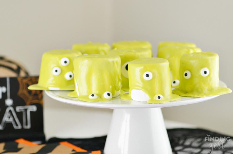 <p>If you are looking for the easiest no-bake Halloween treat that you can make with kids, these marshmallow monsters are for you!</p><p><strong>Get the recipe: </strong><a href="https://www.findingzest.com/halloween-monster-marshmallows/" rel="nofollow noopener" target="_blank" data-ylk="slk:Halloween Monster Marshmallows;elm:context_link;itc:0;sec:content-canvas" class="link ">Halloween Monster Marshmallows</a></p>