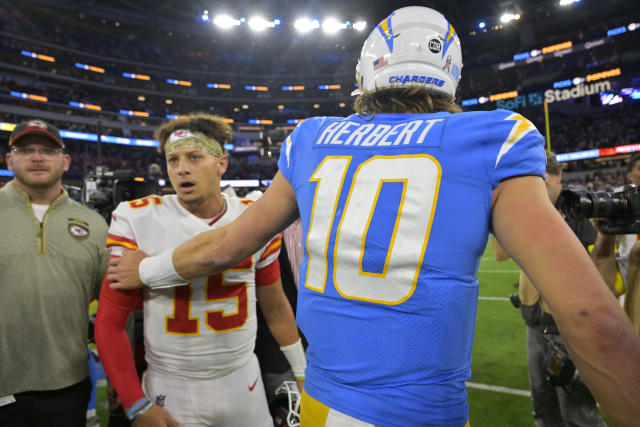 Familiar theme: Chargers unable to hold late lead vs. Chiefs - The San  Diego Union-Tribune