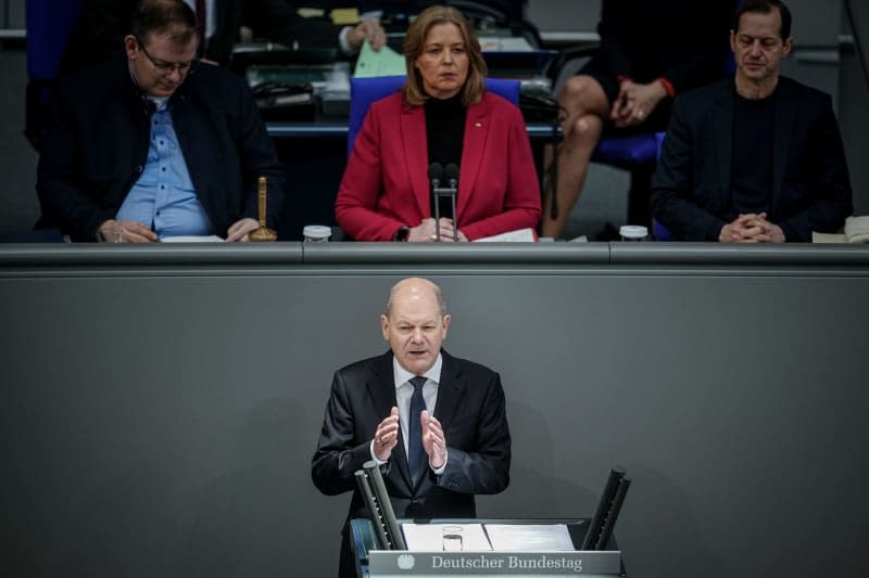 German Chancellor Olaf Scholz delivers a government statement on the European Council during a session at the German Bundestag. Kay Nietfeld/dpa