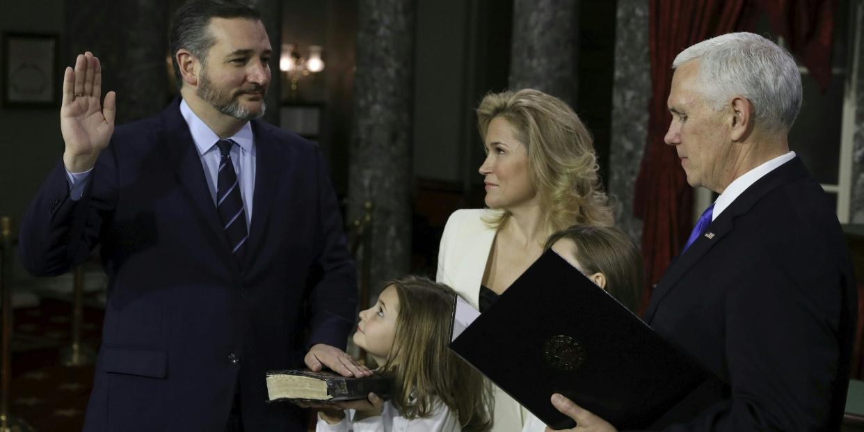 Ted Cruz is sworn in 2019 after his reelection