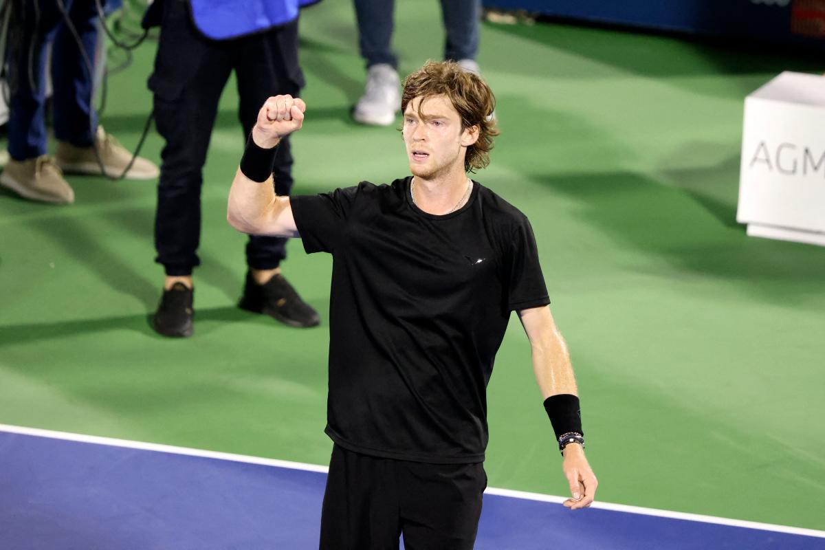 Russian tennis star Andrey Rublev writes 'No War Please' after Dubai  semifinal win - ESPN