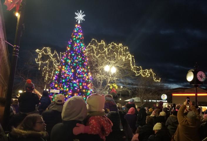 A big crowd gathers for a Hornell for the Holidays celebration. Hornell Partners for Growth is a major sponsor of the annual parade and tree lighting.