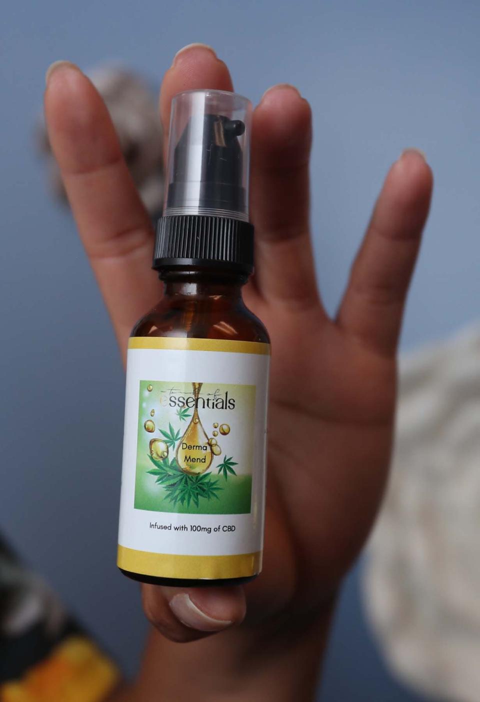 LPN Choyce Guice sells her own CBD oils to help relieve post-surgical pain and skin issues associated with cosmetic surgery.