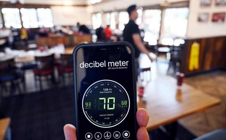 Sizzler on West Shaw Avenue registers decibel readings avergaing 70 dB Friday afternoon, June 7, 2024 in Fresno.