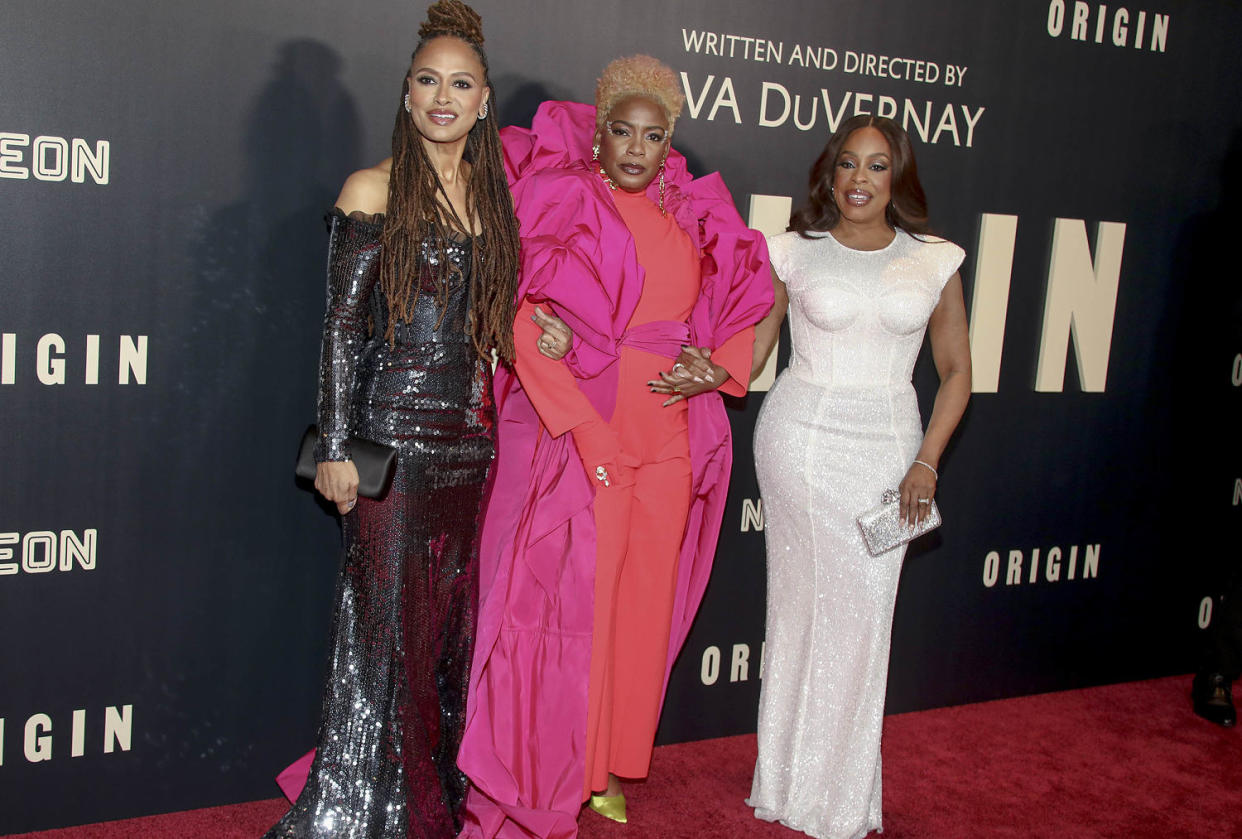 Ava DuVernay,Aunjanue Ellis-Taylor,Niecy Nash-Betts (Andy Kropa / AP)