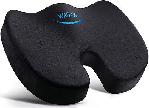 Over 10,000 butt-hurt  shoppers swear by this seat cushion — and it's  $32, today only