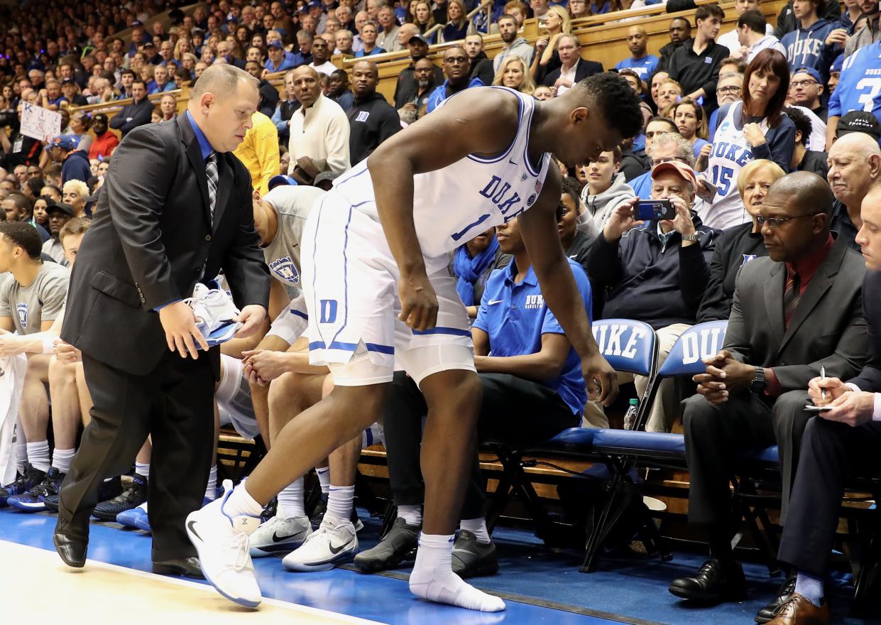 Zion Williamson’s injury drew well wishes, anger at the NCAA and one poorly-crafted response from a former Blue Devil on Twitter. (Getty