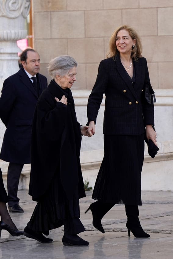 La infanta Cristina con su tía, la princesa Irene