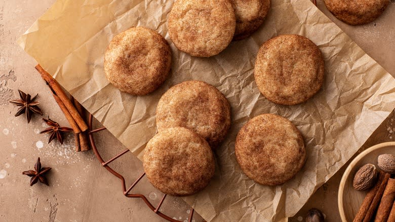 Snickerdoodle cookies with spices