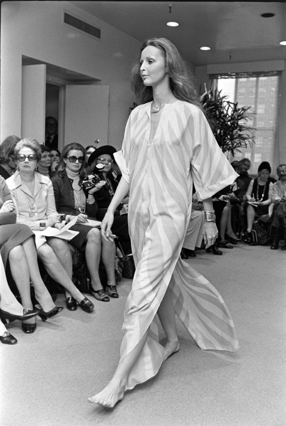 Halston Summer 1973 Ready to Wear Collection Runway.