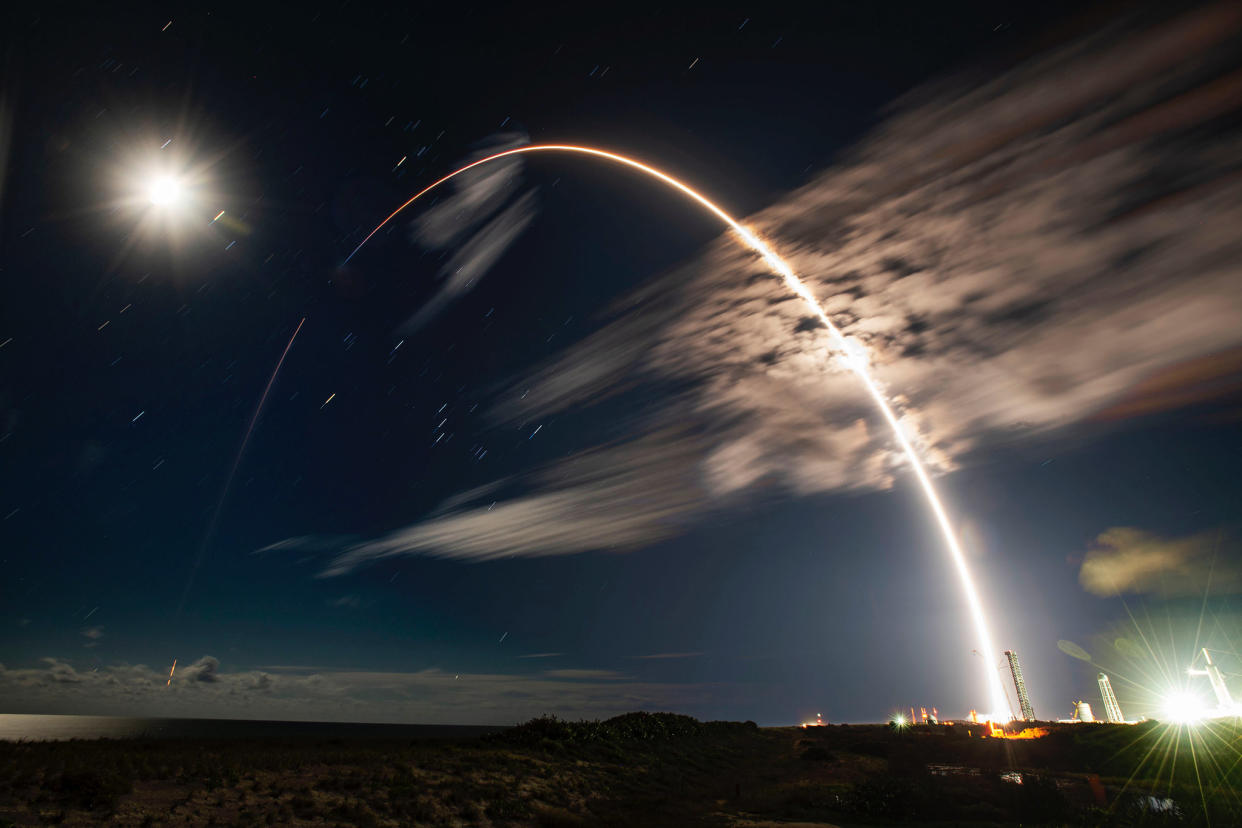  A long-exposure photo of a SpaceX Falcon 9 rocket launching the Hotbird 13F satellite for Eutelsat on Oct. 15, 2022. 