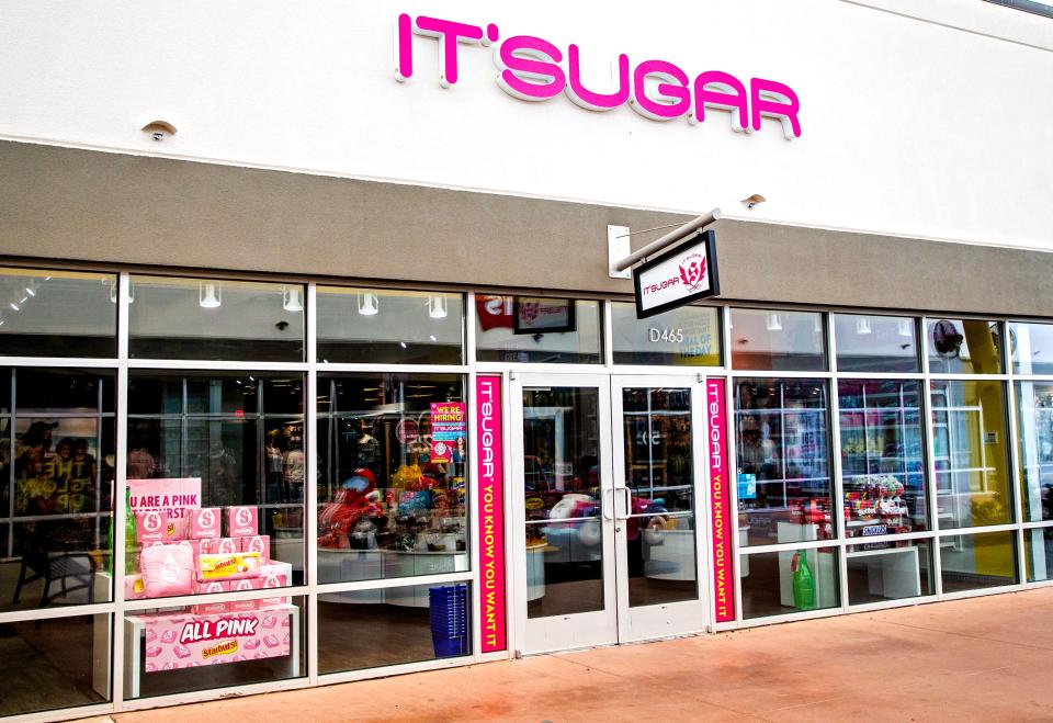 It'Sugar opened a new retail shop in the OKC Outlets at 7624 W Reno Ave., D-465.