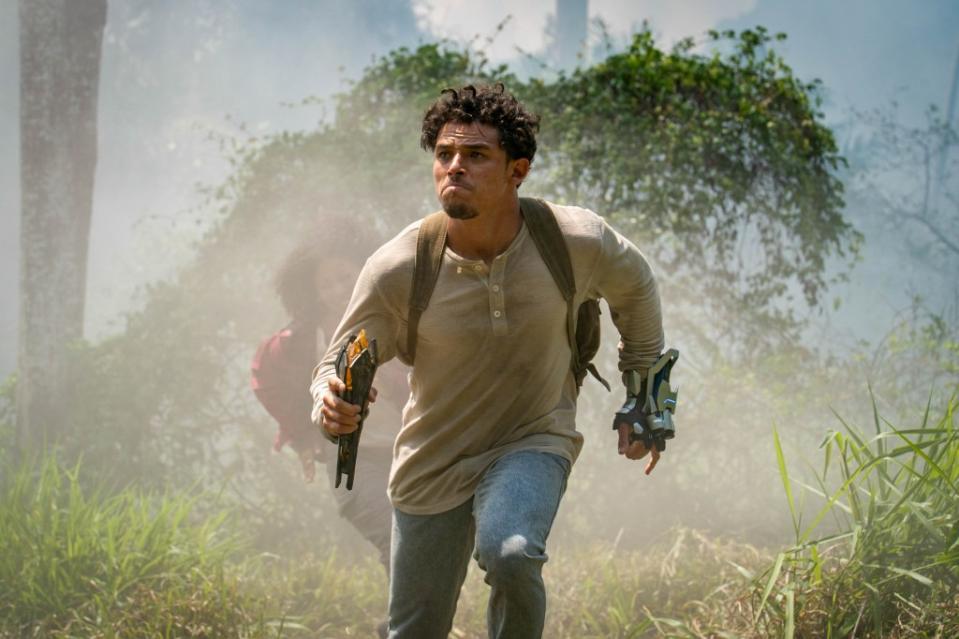 Anthony Ramos stars in PARAMOUNT PICTURES and SKYDANCE Present In Association with HASBRO and NEW REPUBLIC PICTURES A di BONAVENTURA PICTURES Production A TOM DESANTO / DON MURPHY Production A BAY FILMS Production “TRANSFORMERS: RISE OF THE BEASTS”