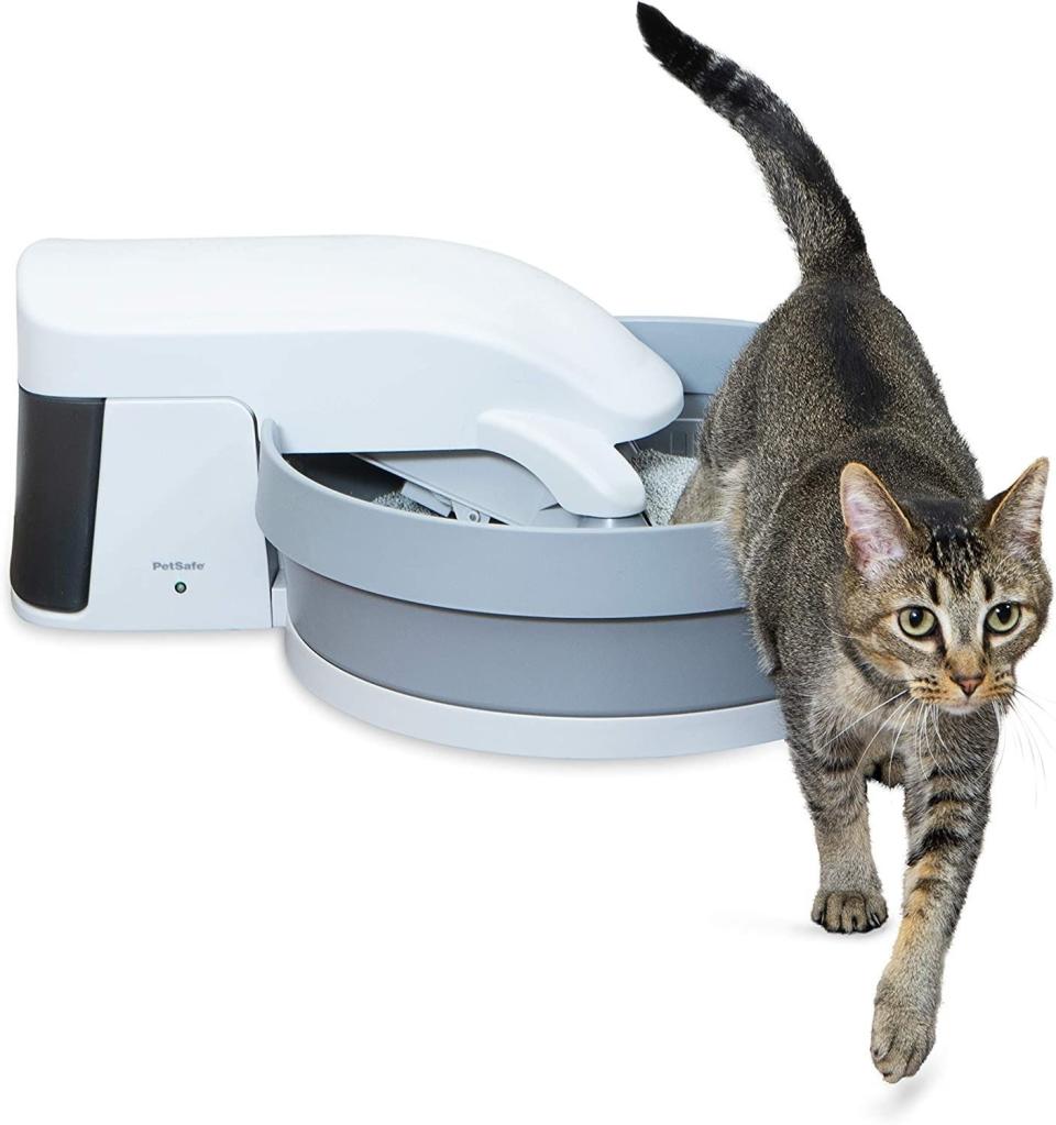 2) PetSafe Simply Clean Self Cleaning Cat Litter Box