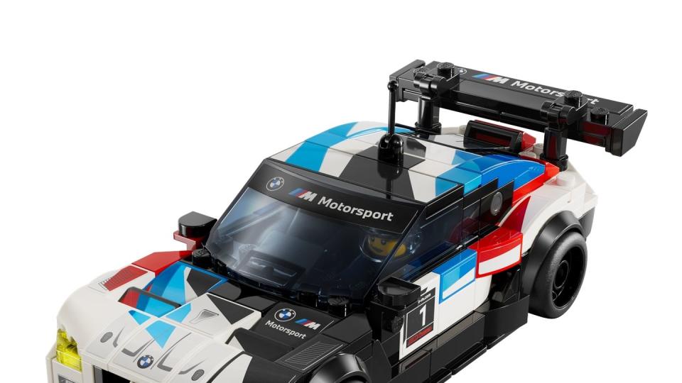 2024 bmw m4 gt3 and m8 hybrid race cars lego speed champions set